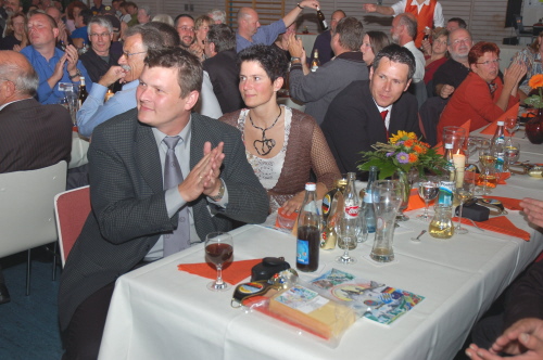 Ich sa� auch mal kurz neben meiner Frau